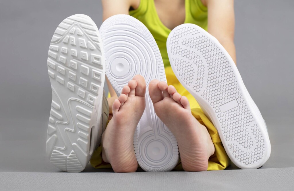 Zdrowe buty jak znaleźć by zadbać o komfort i zdrowie stóp?